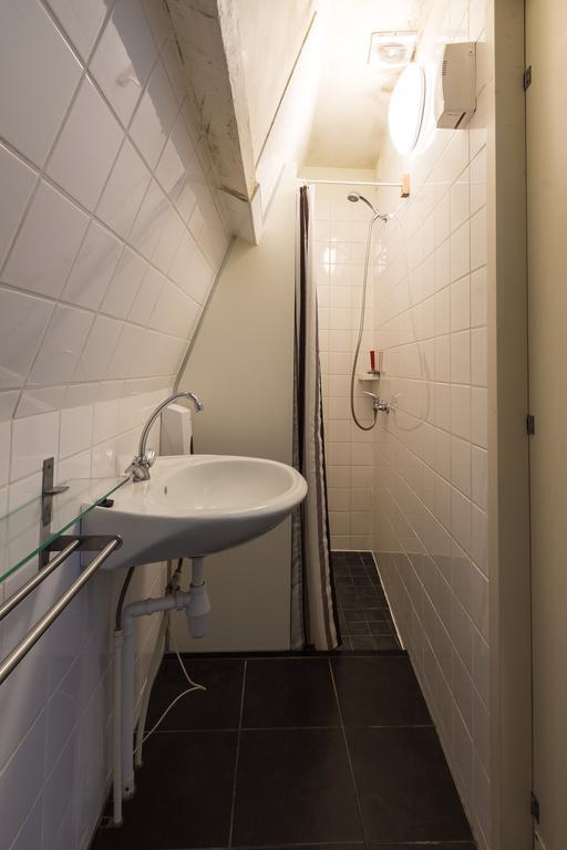 Stone Hotel & Hostel Utrecht Esterno foto