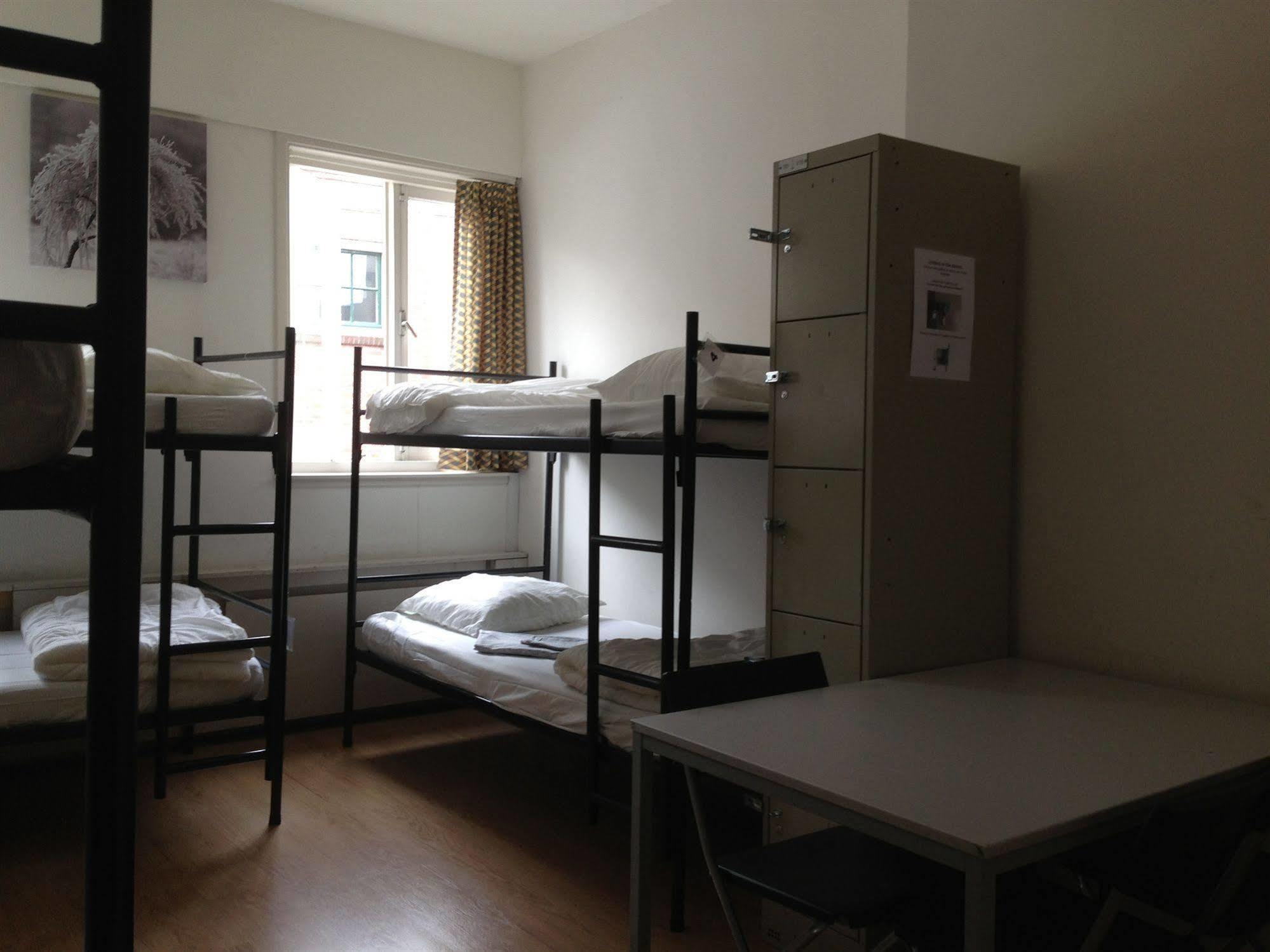 Stone Hotel & Hostel Utrecht Esterno foto