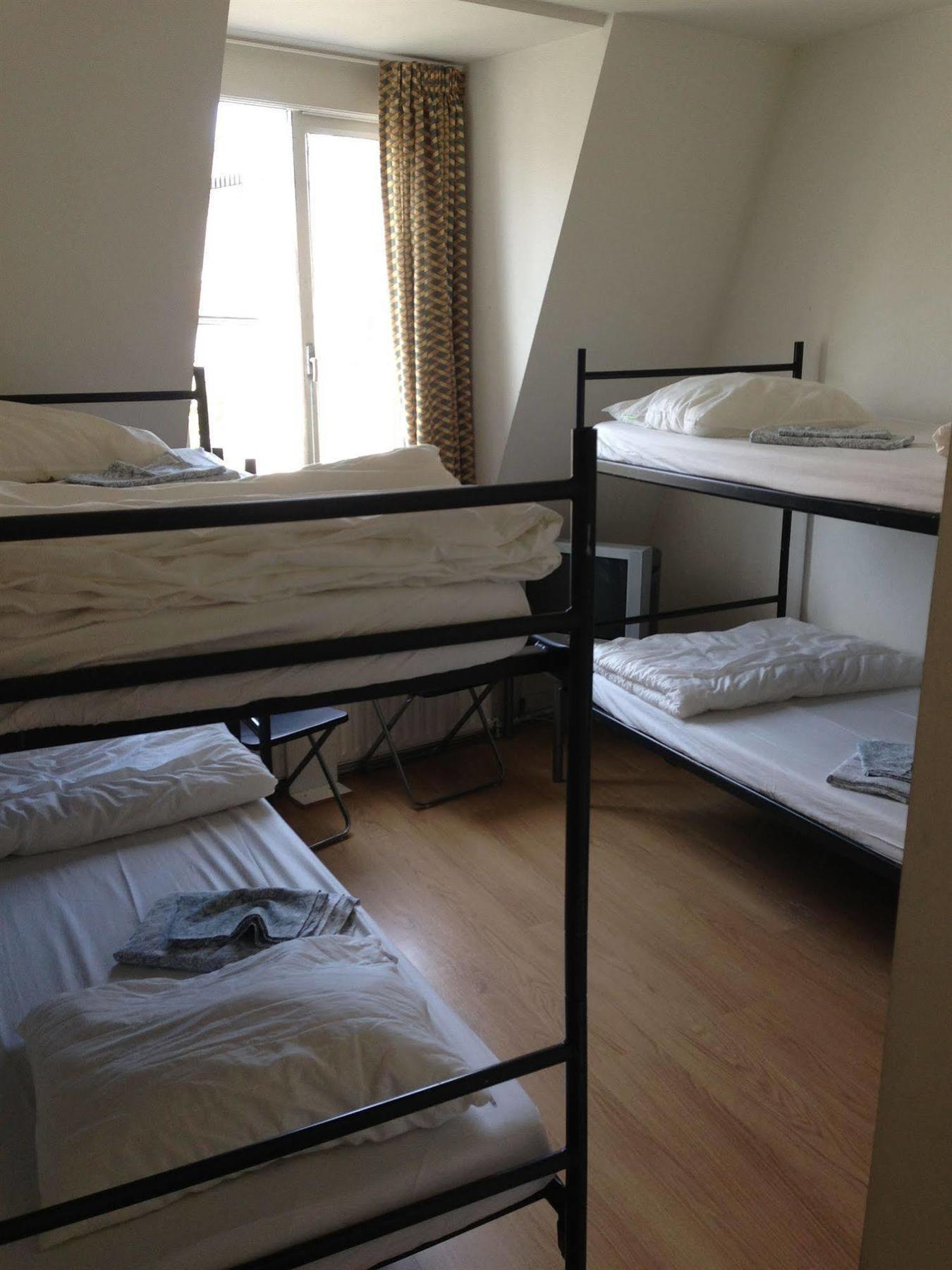 Stone Hotel & Hostel Utrecht Esterno foto